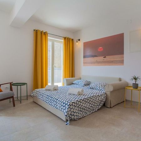 Apartment Garden Breeze Cres Εξωτερικό φωτογραφία