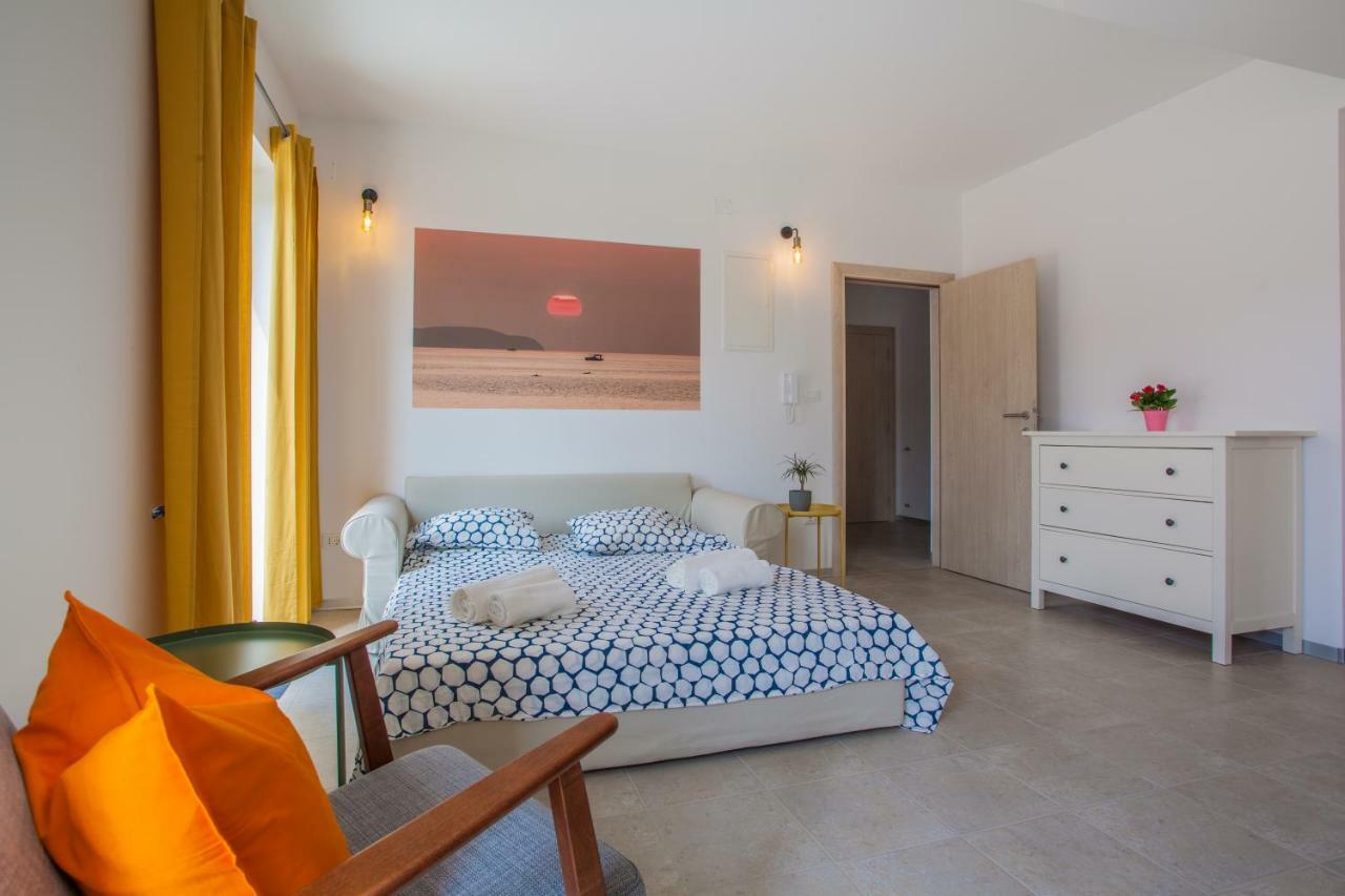 Apartment Garden Breeze Cres Εξωτερικό φωτογραφία